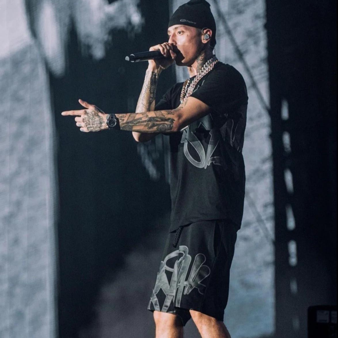 Syna Black Shorts Set